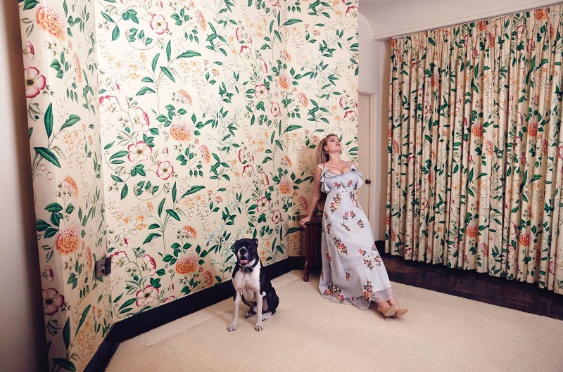 kate upton sexy photo shoot v magazine