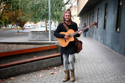 Busker, Hobart