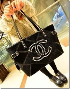 U8262 (204.000) Velvet, 35x29x10, 700gr