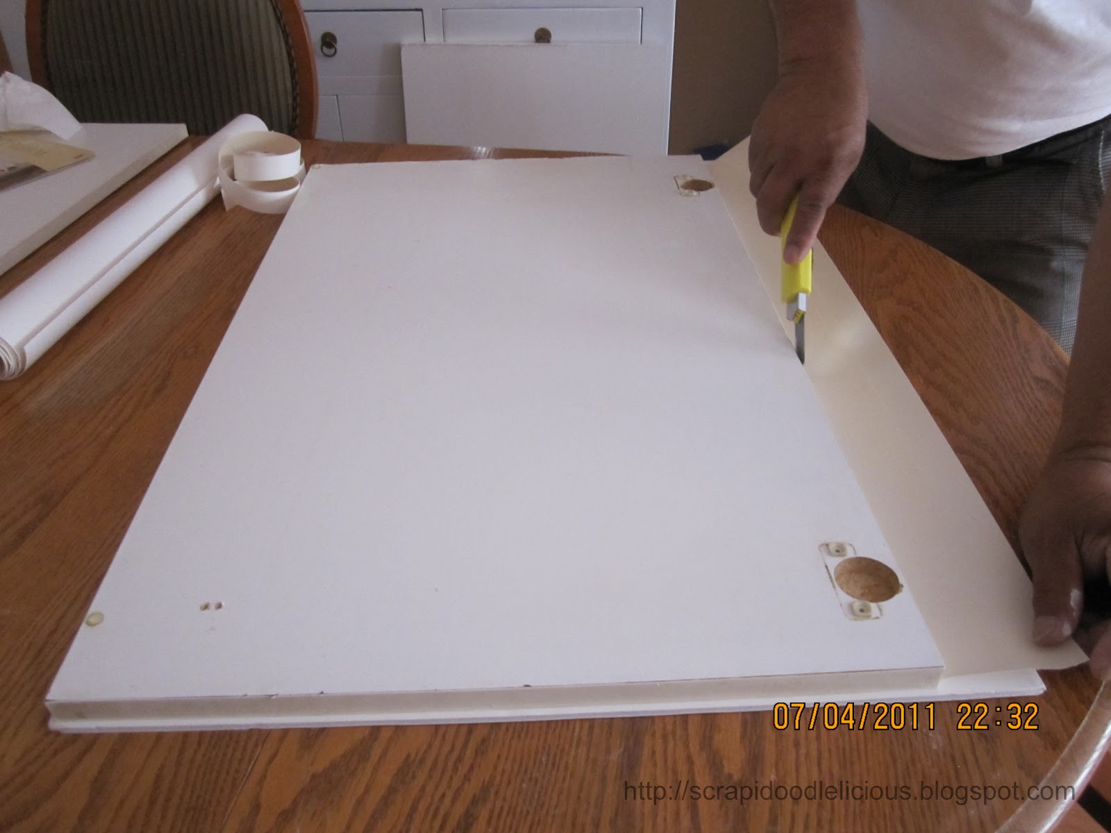 Scrapidoodlelicious: Beadboard Wallpaper in Kitchen Cabinets