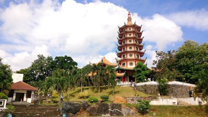 Vihara Buddhagaya Watugong, Wisata Pagoda Tertinggi di Indonesia - INFO WISATA KU