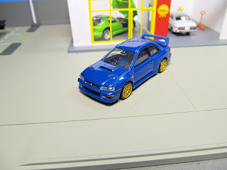 Tomica Premium Subaru Impreza 22B STi 