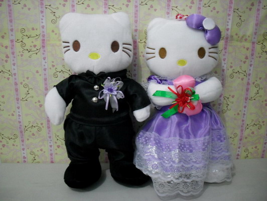 Cake n gift: Boneka Hello Kitty Wedding Purple