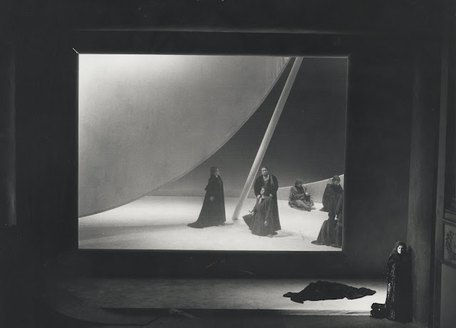 Act One of Tristan und Isolde at WNO in 1993 (Photo credit Clive Barda)