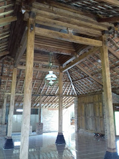 rumah joglo