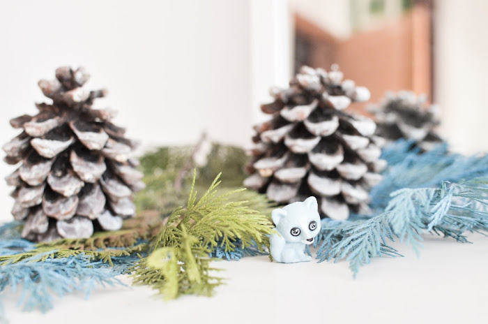 błękitno srebrne świąteczne dekoracje