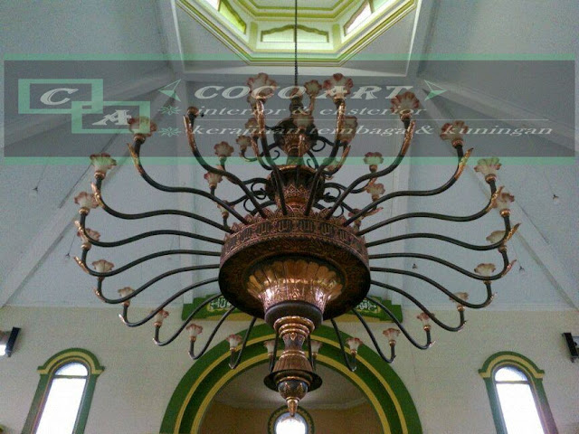 lampu gantung masjid tembaga