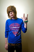NeverShoutNever!-Caramel!