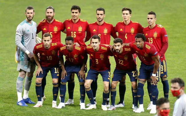 SELECCIÓN DE ESPAÑA. Temporada 2020-21. David De Gea, Sergio Ramos, Rodri, Mikel Merino, Pau Torres, Rodrigo Moreno. Sergio Canales, Ansu Fati, Reguilón, Jesús Navas y Adama Traoré. SELECCIÓN DE UCRANIA 1 SELECCIÓN DE ESPAÑA 0. 13/10/2020. Liga de Naciones de la UEFA, fase de grupos, Liga A, grupo 4, 4ª jornada. Kiev, Ucrania, estadio Olímpico.