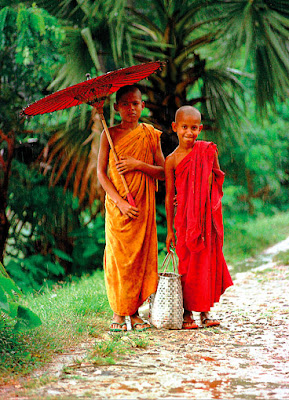 Myanmar Buddhist novices