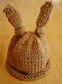 http://translate.googleusercontent.com/translate_c?depth=1&hl=es&rurl=translate.google.es&sl=en&tl=es&u=http://www.fiberfluxblog.com/2011/03/free-pattern-baby-bunny-newborn-or.html&usg=ALkJrhhwxlHWrQ3RkOpwimlVeEVkezMZyA