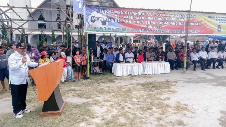 Memperebutkan Piala Bupati Humbahas, Turnamen Sepakbola U-21 Antar Kecamatan Digelar