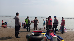 Wisata Aman dan Nyaman: Polres Indramayu Tingkatkan Pengawasan di Pantai Juntinyuat