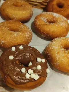 chocolate donuts and plain donuts for breakfast