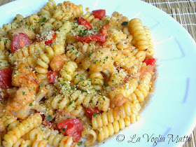  fusilli bucati corti con cavolfiore e pomodoro