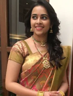 Sri Divya Family Husband Parents children's Marriage Photos