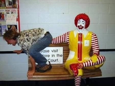 foto lucu Ronald McDonal