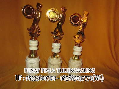Jual Trophy Plastik, Distributor Piala Plastik, Harga Trophy Marmer