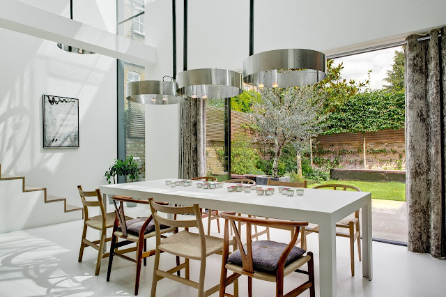 Picture of modern white dining table in the dining room