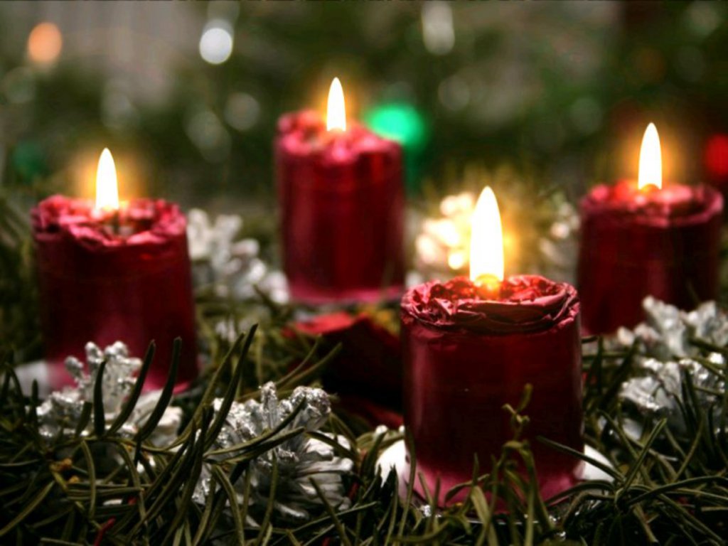 Christmas Candles Desktop Wallpaper
