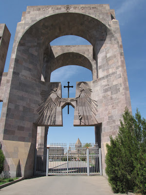 Armenia, Echmiadzin