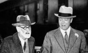 Sigmund Freud (left) and William Bullitt (right)