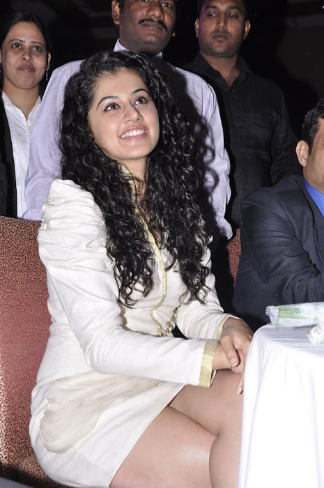 tapsee unseen pics