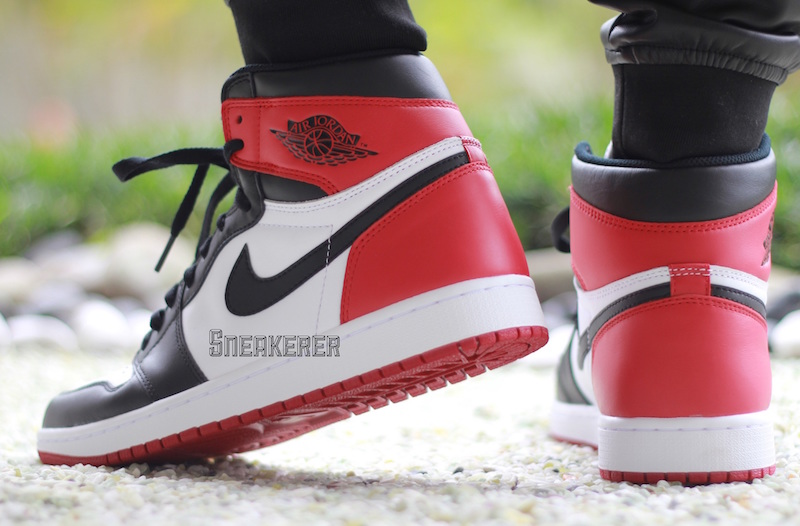 On Feet Air Jordan 1 Retro High OG Black Toe 555088-125