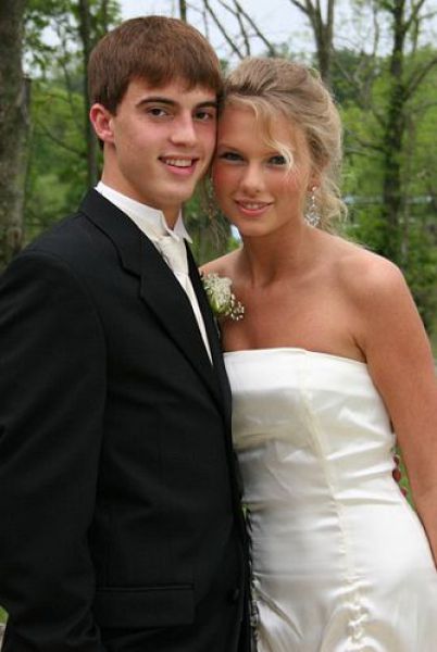 Celebrities Prom Pictures