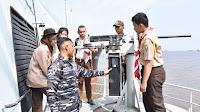 Kenalkan Dunia Bahari dan Alutsista Kepada Generasi Muda, Satgas Ops Trisila TNI AL Gelar Open Ship di Dermaga Pelindo Dumai