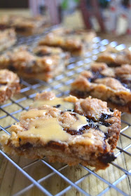 shortbread, mincemeat and custard