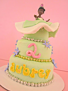 Princess Tiana Miniature Cake by amberallure cupcakes