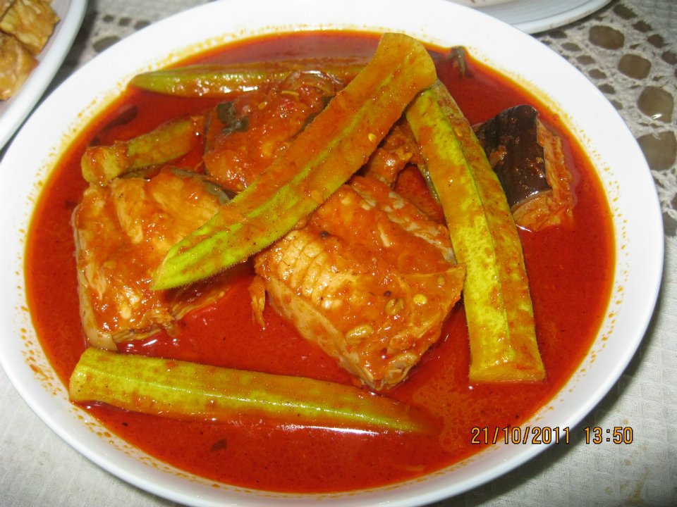 RESEPI CIKGU ANI: ASAM PEDAS IKAN PARI