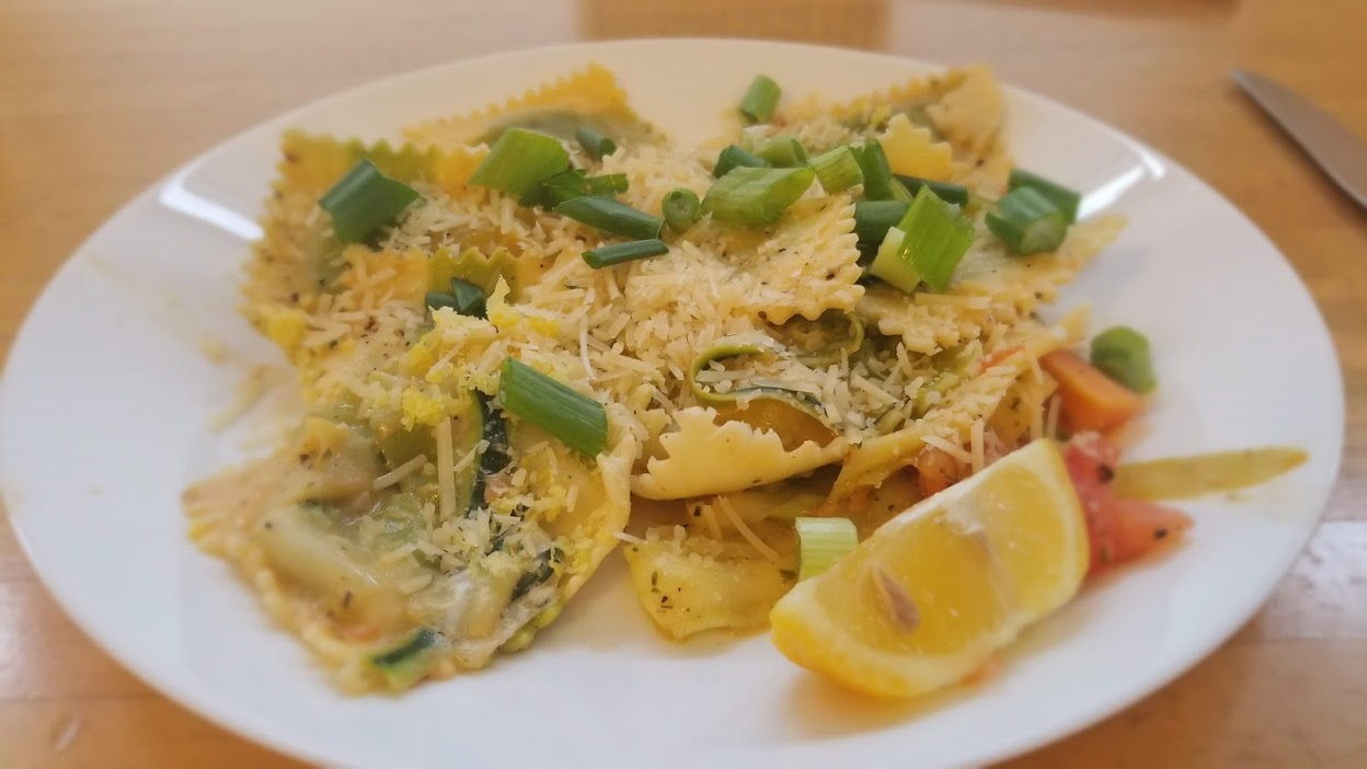 HelloFresh Garden Spinach Ravioli with lemon cream sauce