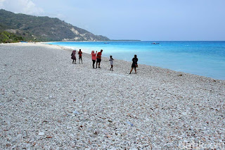  DESTINASI PANTAI CANTIK DI KUPANG YANG ISINYA CUMAN BATU YANG INDAH