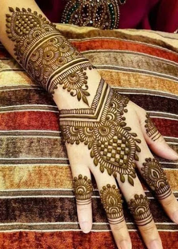 simple mehndi design for beginners