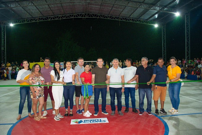  Prefeito Júnior Percy inaugura mais uma quadra de esporte coberta em Buriti dos Lopes