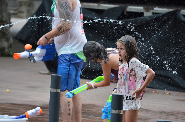 guerra del agua en las fiestas de El Regato