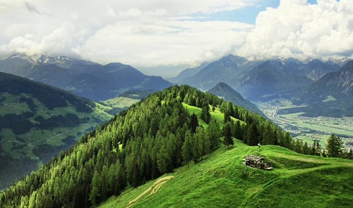 mountain day in hindi