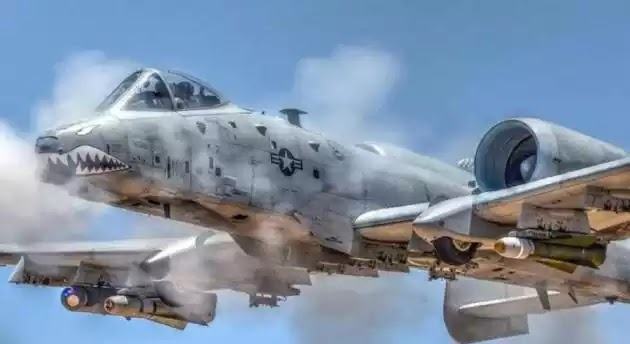 A-10 Thunderbolt: Το αεροσκάφος που σπέρνει τον όλεθρο και ίσως θα έπρεπε να κοιτά η Ελλάδα (βίντεο)