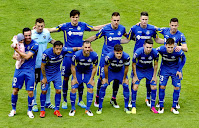 GETAFE C. F. - Getafe, Madrid, España - Temporada 2015-16 - Sarabia, Guaita, Vergini, Cala, Vigaray y Álvaro Vázquez; Damián Suárez, Lacen, Pedro León, Moi Gómez y Medrán - GETAFE C. F. 1 (Scepovic) SPORTING DE GIJÓN 1 (Sergio Álvarez) - 08/05/2016 - Liga de 1ª División, jornada 37 - Getafe, Madrid, Coliseum Alfonso Pérez