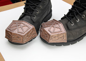 Thorin Oakenshield boot caps cardboard and foam - painted