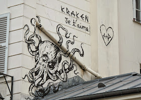 Paris street art graffiti Kraken octopus je t'aime