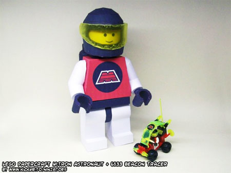 LEGO Papercraft MTron Astronaut