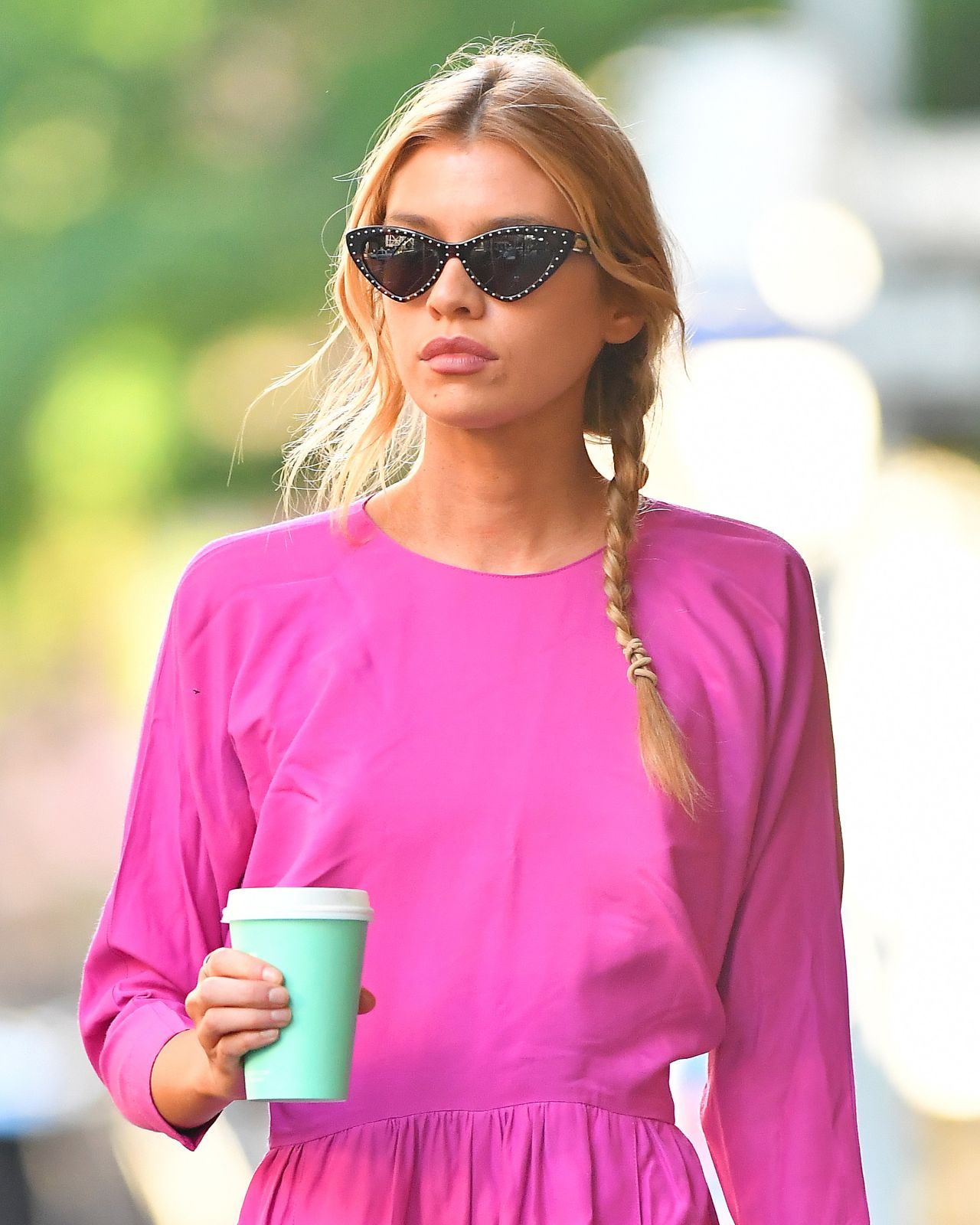 Stella Maxwell street style photo