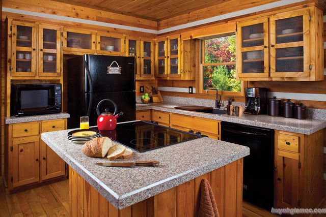 Mẫu tủ bếp gỗ sồi Mỹ - hiện đại, cá tính và bền bỉ