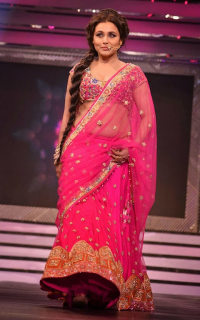 Rani Mukerji spicy navel pics in pink saree