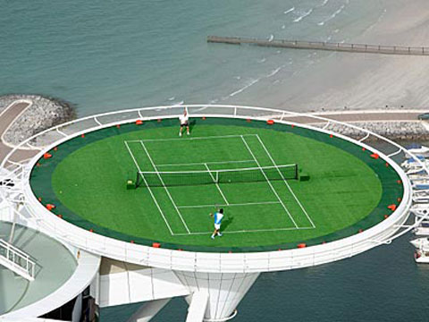 Dubai hotel tennis court