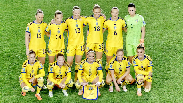 SELECCIÓN DE SUECIA FEMENINA. Temporada 2022-23. Stina Blackstenius, Nathalie Björn, Amanda Ilestedt, Fridolina Rolfö, Magdalena Eriksson, Zećira Mušović. Filippa Angeldal, Elin Rubensson, Kosovare Asllani, Jonna Andersson, Johanna Rytting Kaneryd. SELECCIÓN DE ESPAÑA FEMENINA 2 🆚 SELECCIÓN DE SUECIA FEMENINA 1 Martes 15/08/2023, 10:00 horas. Copa Mundial Femenina de la FIFA, semifinal. Auckland, Nueva Zelanda, estadio Eden Park: 43.217 espectadores. GOLES: ⚽1-0: 81’, Salma Paralluelo. ⚽1-1: 88’, Rebecka Blomqvist. ⚽2-1: 89’, Olga Carmona.