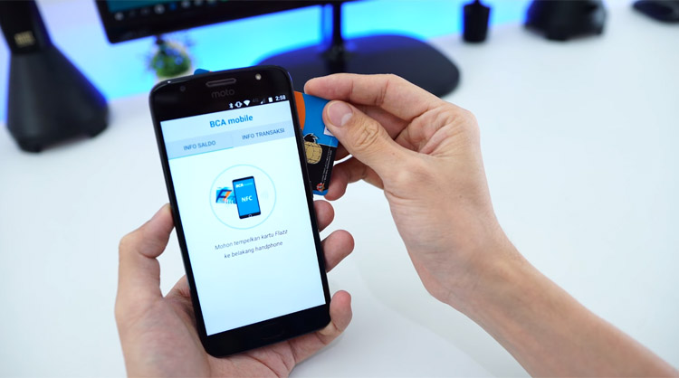 Fitur NFC (Near-field communication) untuk cek saldo